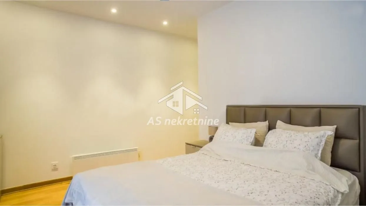 Rent, apartment, 188m², Kalenić Pijaca, Vračar Sve Podlokacije