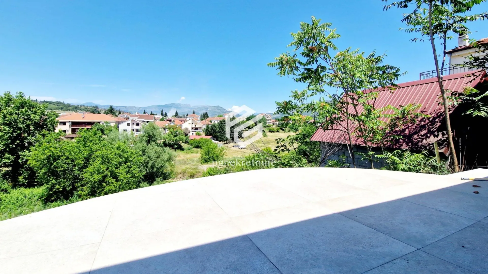 Rent, house, 120m², Konik, Podgorica