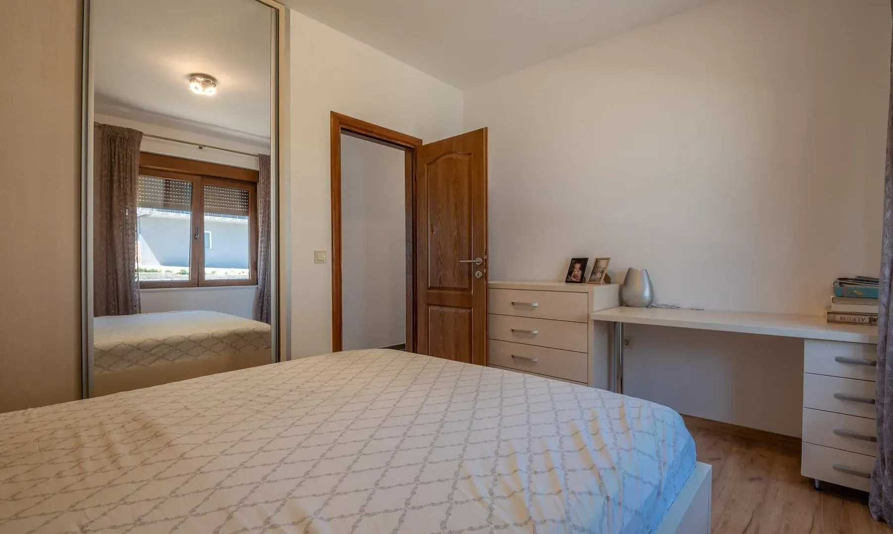 Sale, house, 176m², Dub, Kotor