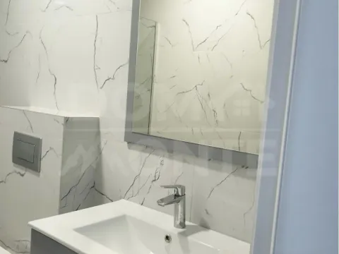 Rent, one bedroom apartment, 40m², Tivat, Crna Gora - image 10