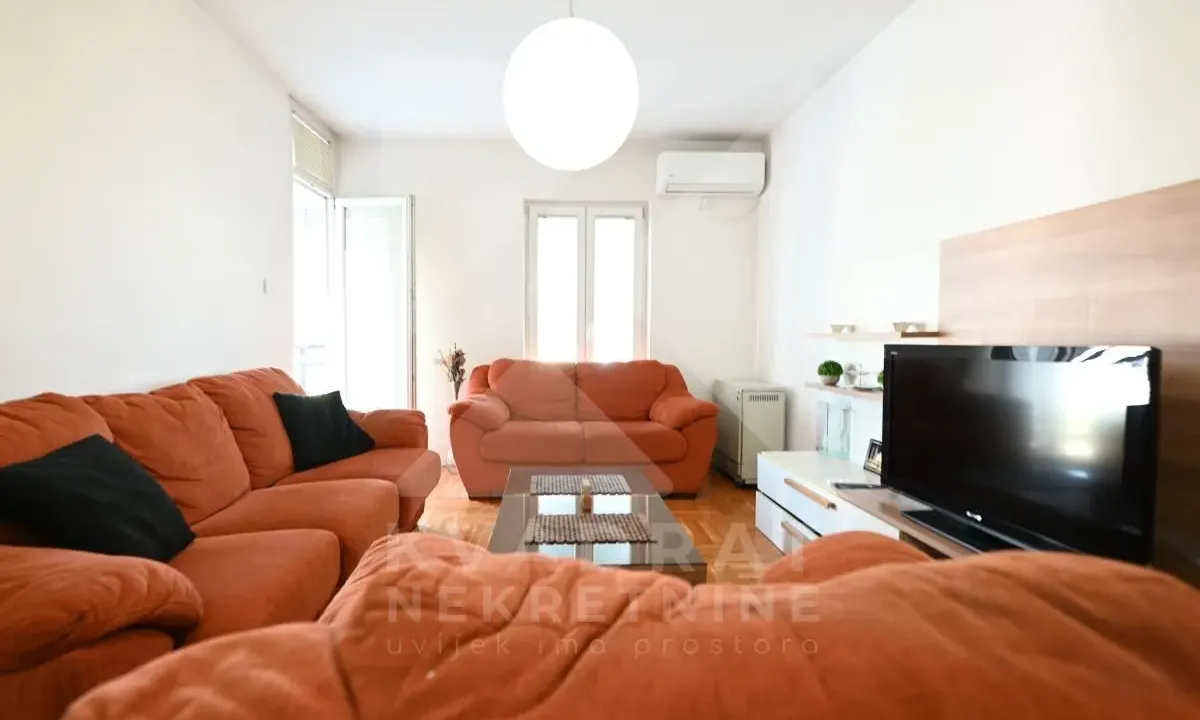 Izdavanje, jednosoban stan, 42m², 1 maj, Podgorica