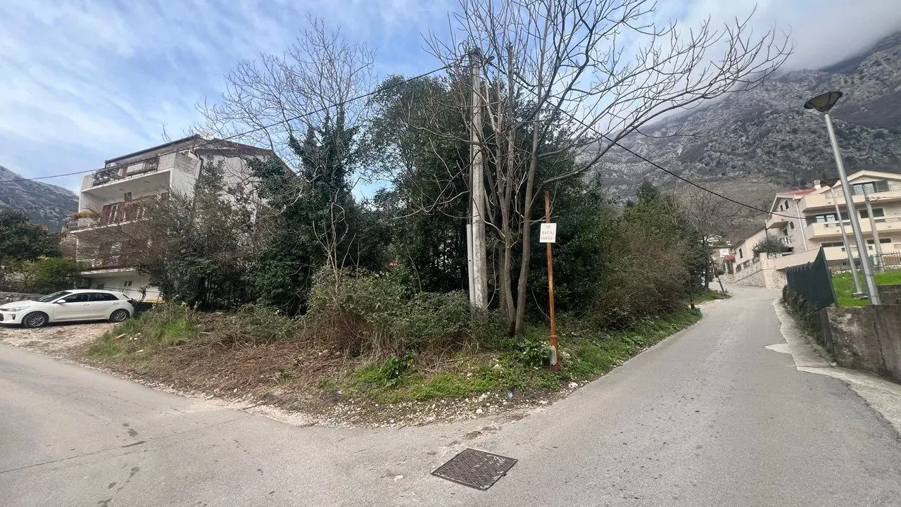 Prodaja, plac, 592m², Risan, Kotor