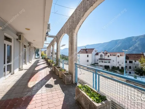 Prodaja, dvosoban stan, 48m², Dobrota, Kotor - image 14
