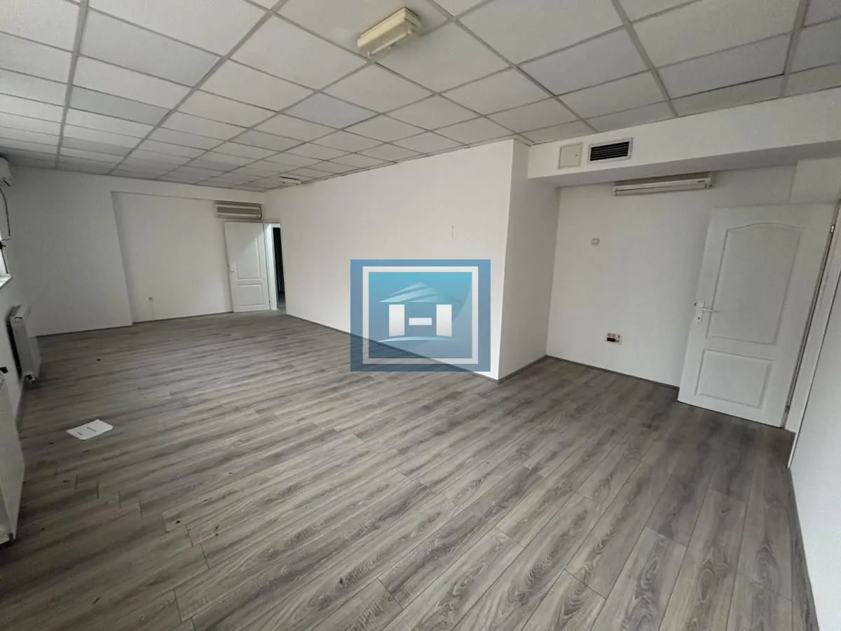 Rent, office space, 171m², Centar, Jagodina