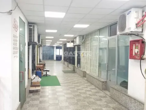 Sale, office space, 20m², Južni Bulevar, Vračar Sve Podlokacije - image 4