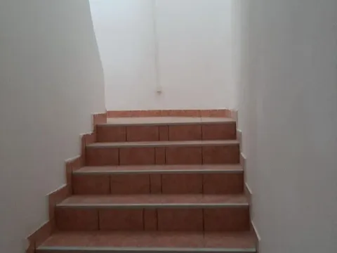 Izdavanje, poslovni prostor, 310m², Zagorič, Podgorica - image 3