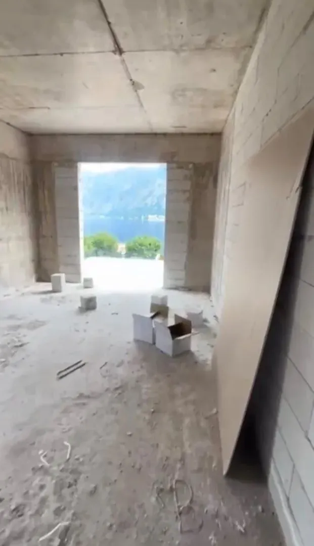 Prodaja, jednosoban stan, 55m², Prčanj, Kotor