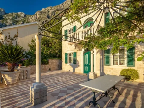 Sale, house, 436m², Ljuta, Kotor - image 5