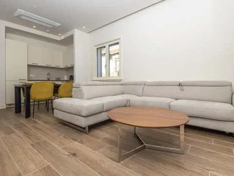 Sale, one bedroom apartment, 62m², Luštica, Tivat - image 2