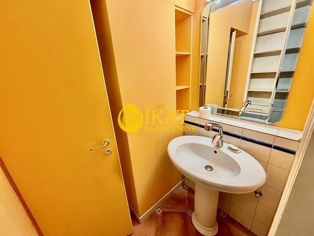 Rent, three bedroom apartment, 88m², Novi Beograd Blok 22, Novi Beograd Sve Podlokacije