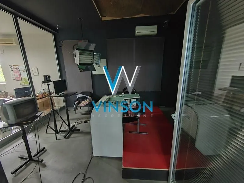 Rent, office space, 491m², Vidovdansko naselje, Novi Sad Sve Podlokacije