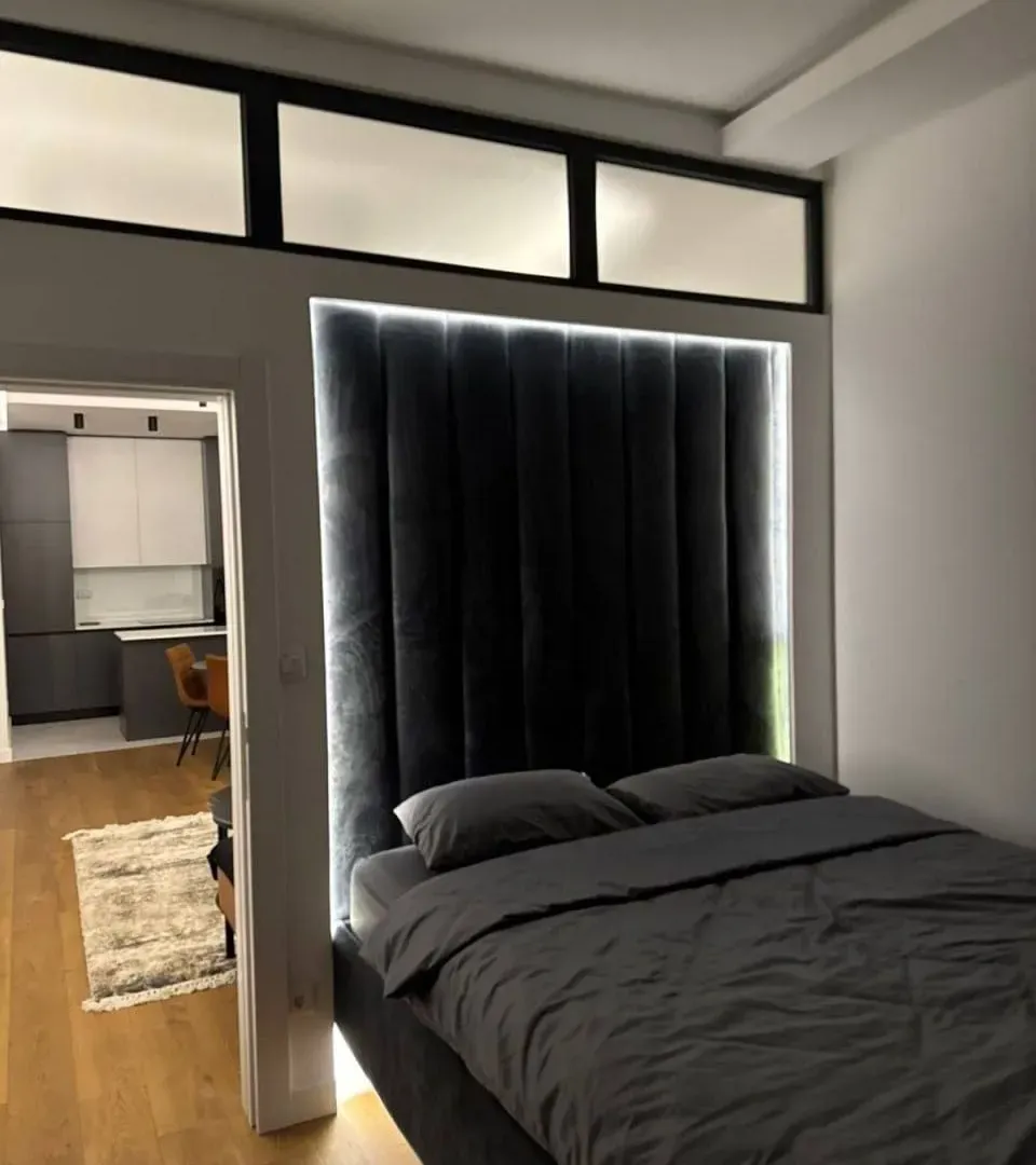 Prodaja, dvosoban stan, 77m², Centar, Bar