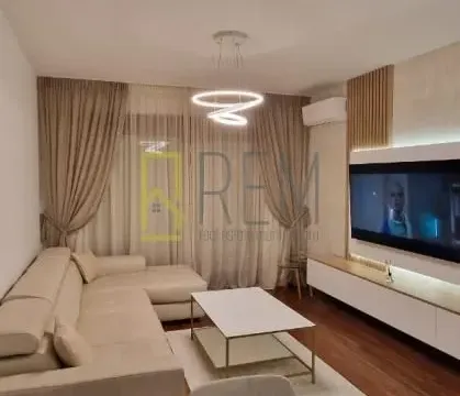 Izdavanje, jednosoban stan, 50m², City Kvart, Podgorica - image 3