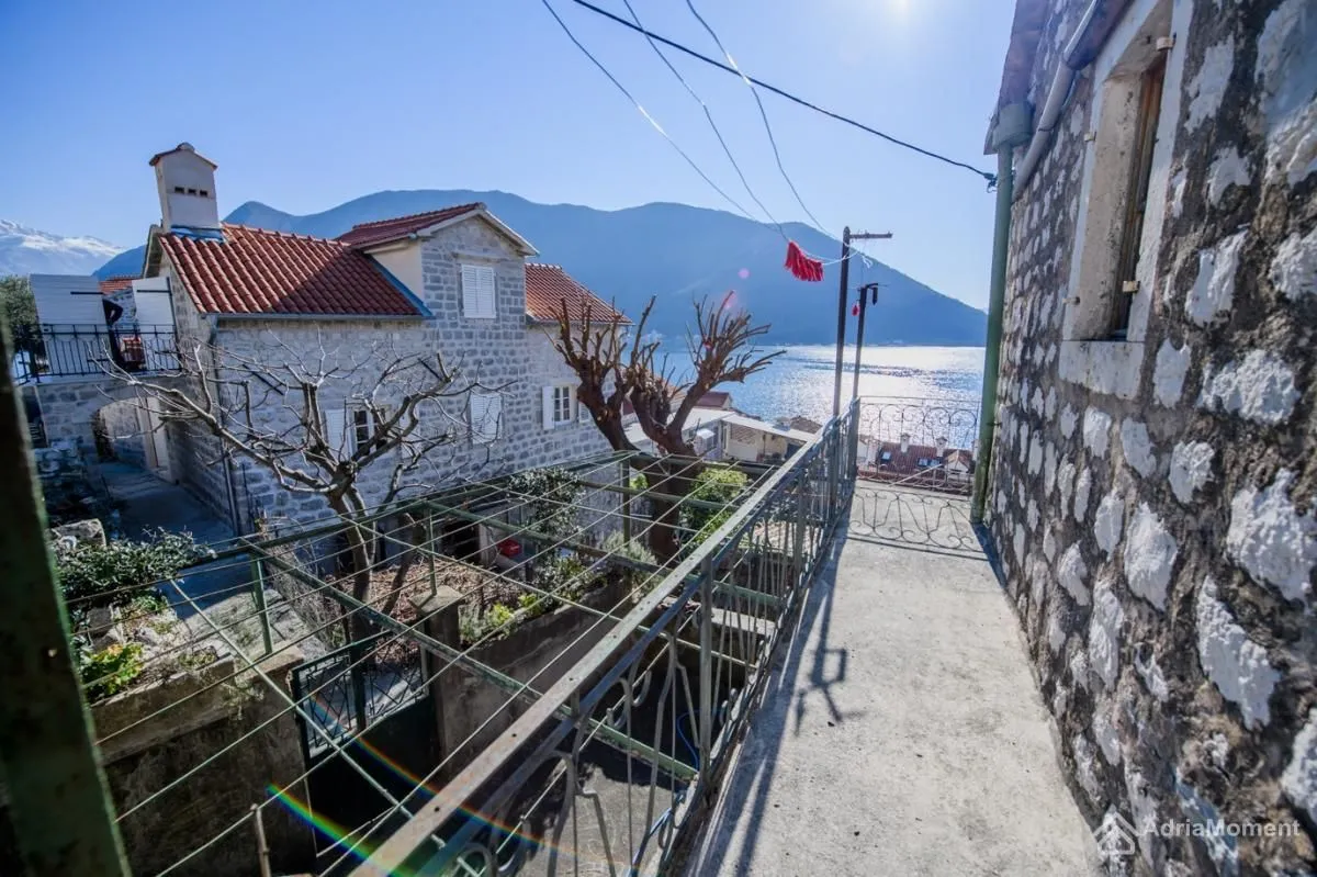 Sale, house, 170m², Perast, Kotor