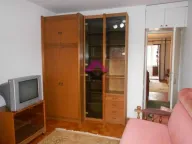 Izdavanje, trosoban stan, 75m², Cerak, Beograd - image 9
