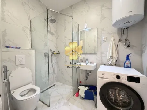 Izdavanje, dvosoban stan, 70m², Stari Aerodrom, Podgorica - image 10