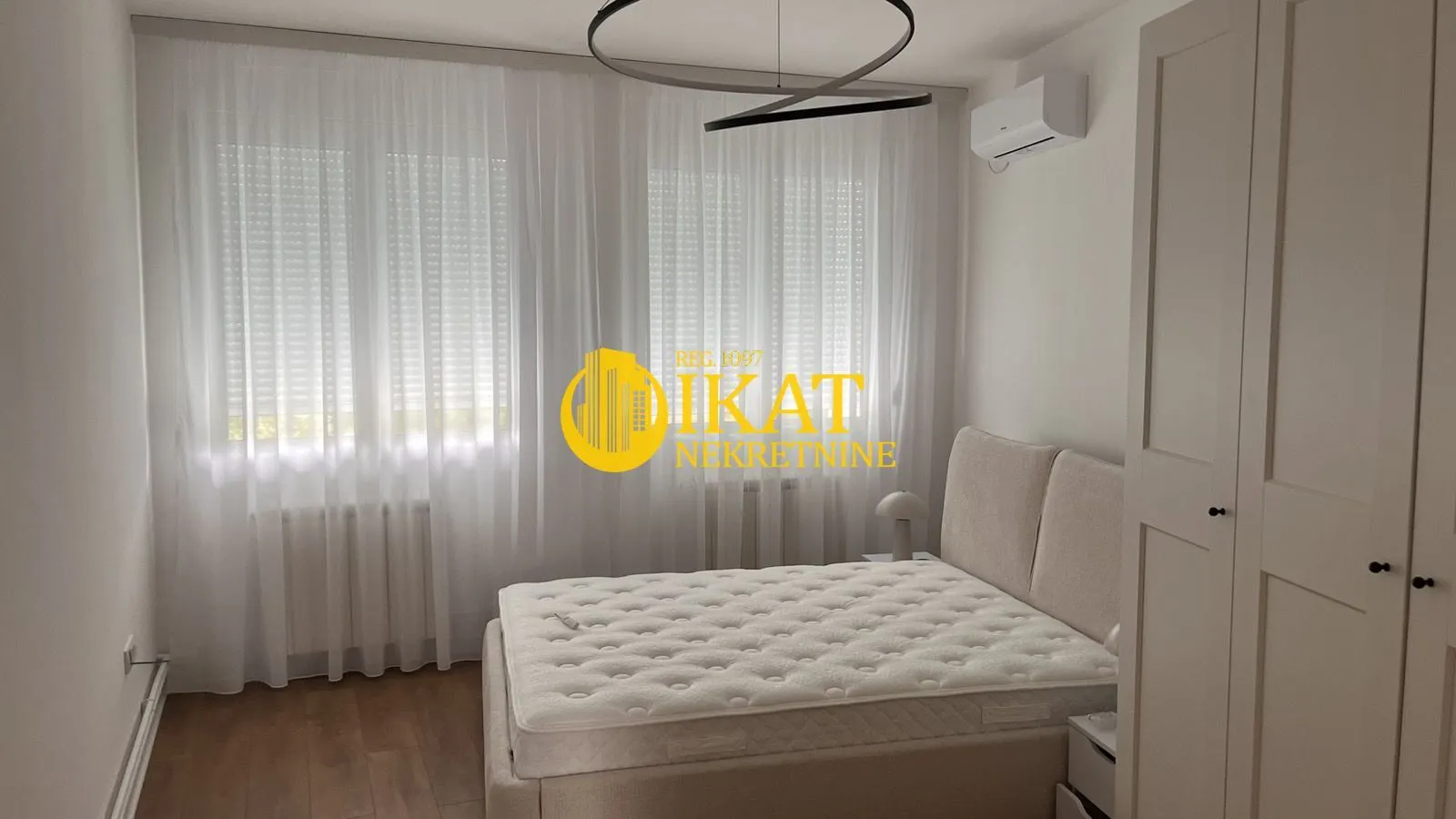Izdavanje, jednosoban stan, 59m², Stari Grad, Beograd