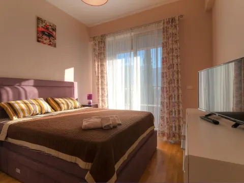 Sale, three bedroom apartment, 104m², Budva, Crna Gora - image 12