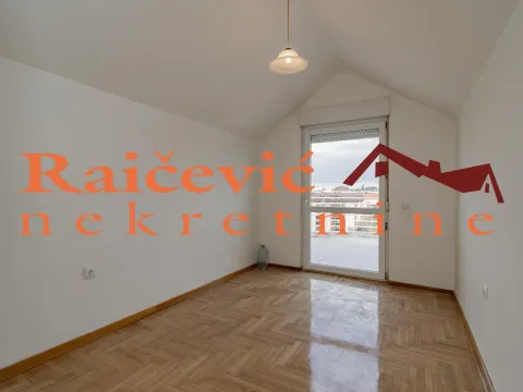 Prodaja, trosoban stan, 83m², Lion, Zvezdara Sve Podlokacije - image 11