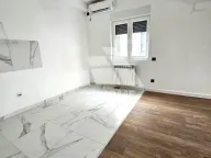 Prodaja, stan, 174m², Ledine, Beograd - image 2