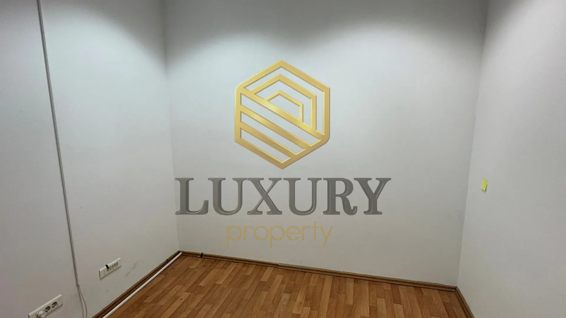 Rent, office space, 160m², Obala Morače, Podgorica