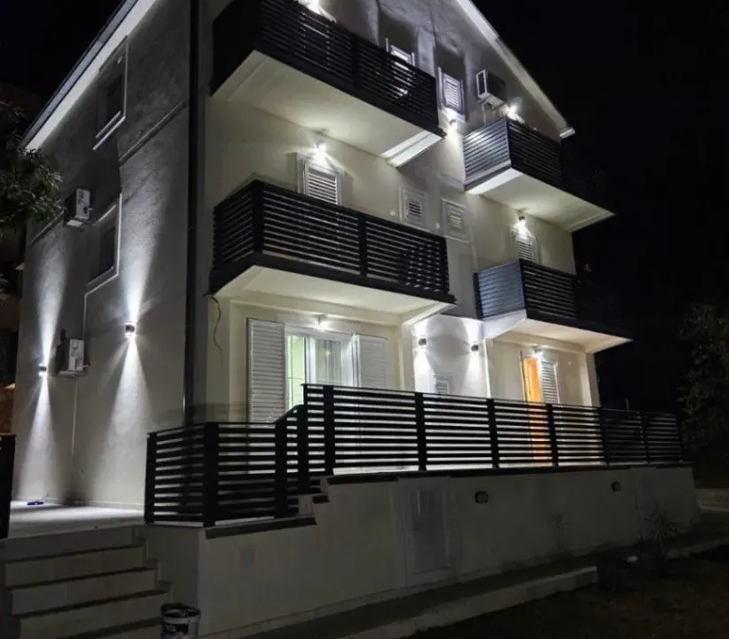 Izdavanje, kuća, 270m², Nemila, Herceg Novi