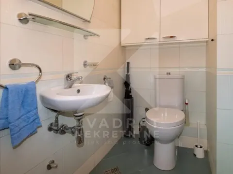 Sale, three bedroom apartment, 140m², Preko Morače, Podgorica - image 15