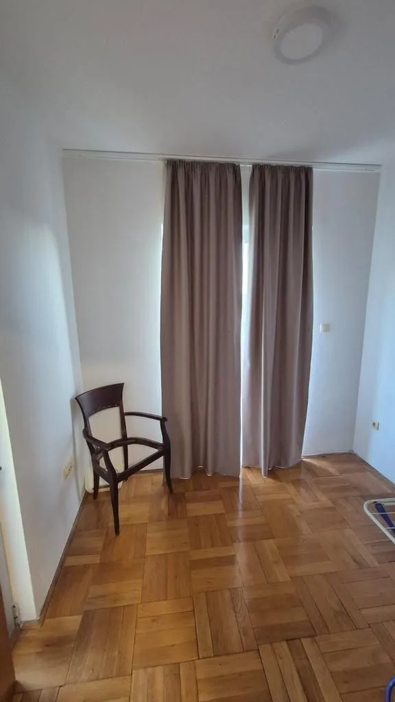 Rent, three bedroom apartment, 88m², Bečići, Budva