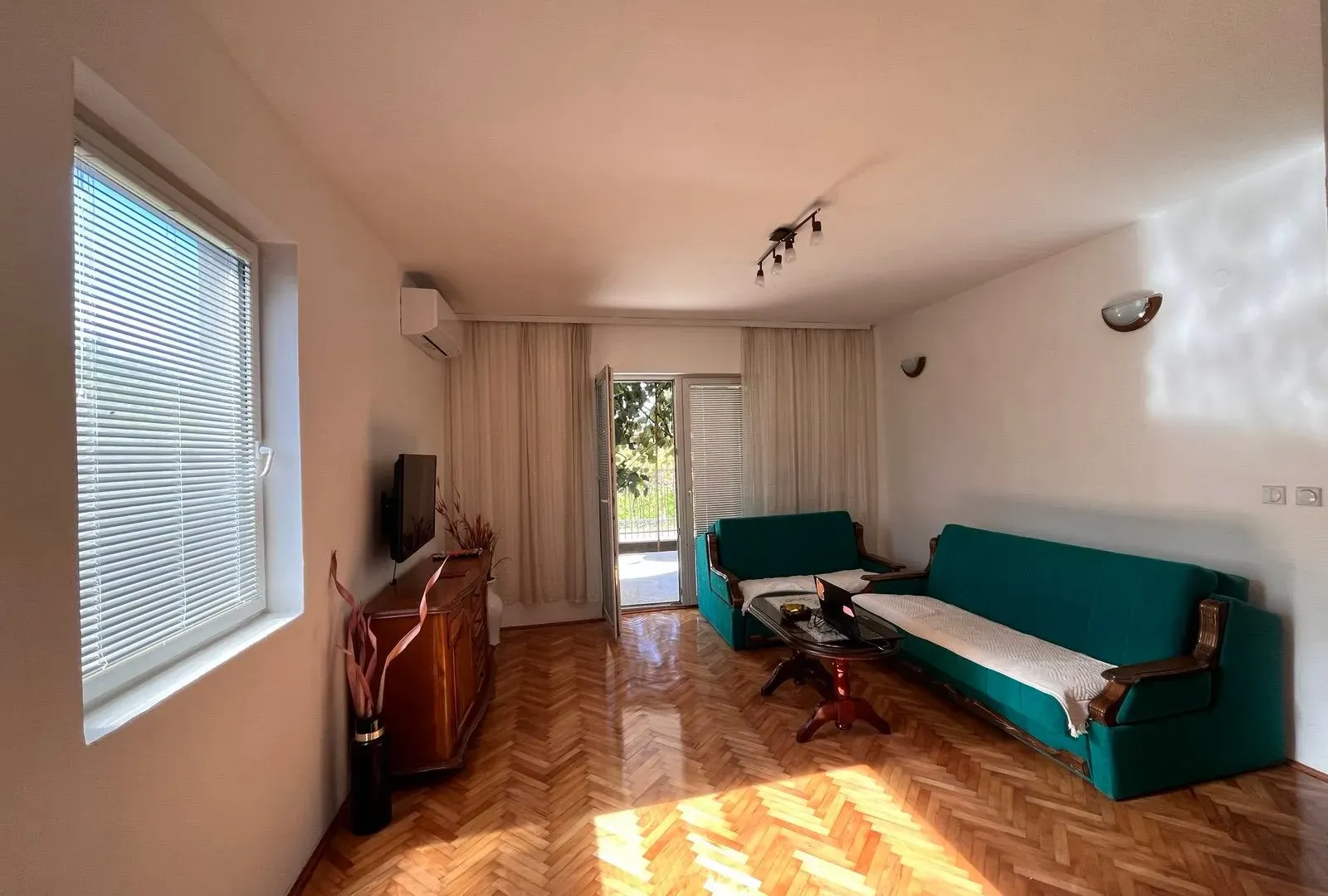 Rent, two bedroom apartment, 85m², Gornja Gorica, Podgorica