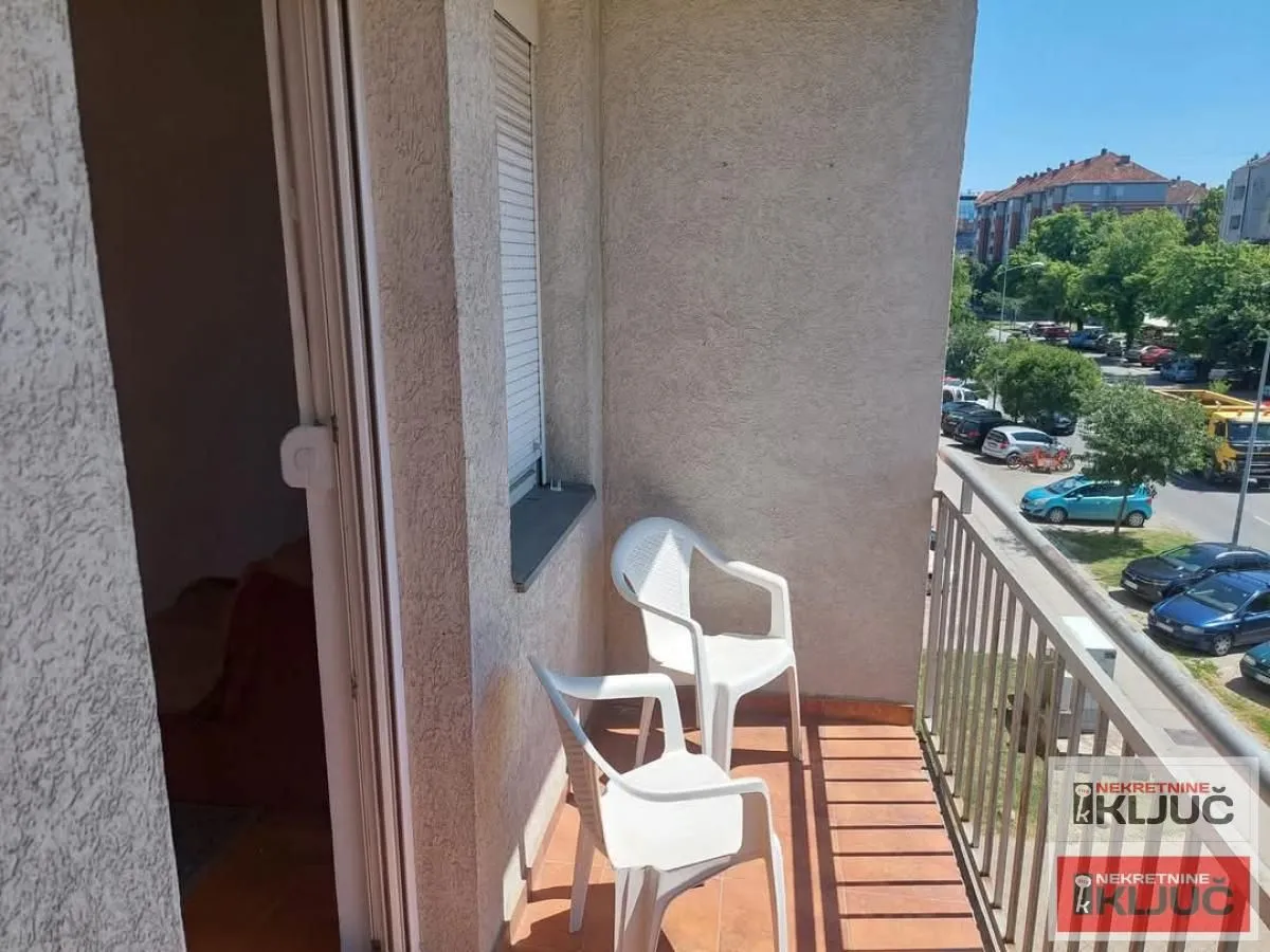 Izdavanje, garsonjera, 30m², Sajmište, Novi Sad