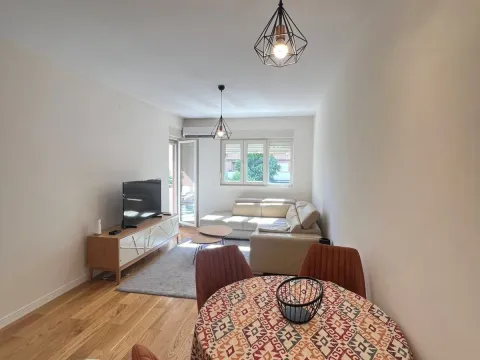 Rent, one bedroom apartment, 47m², Central Point, Podgorica - image 3