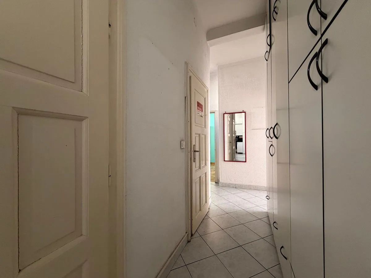 Sale, four bedroom apartment, 106m², Savski Venac, Beograd