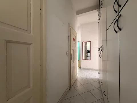 Sale, four bedroom apartment, 106m², Savski Venac, Beograd - image 5