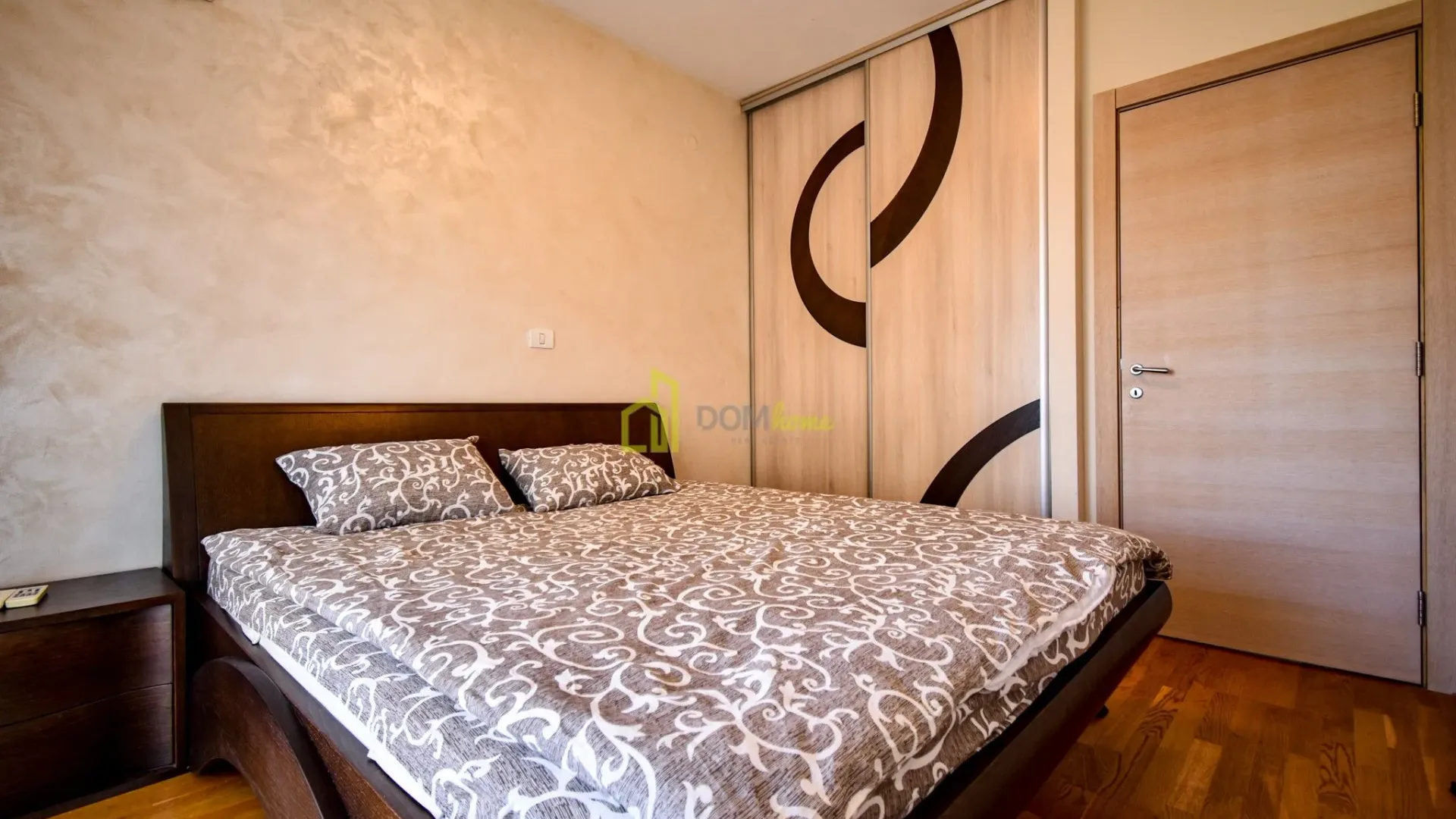 Rent, three bedroom apartment, 120m², City Kvart, Podgorica
