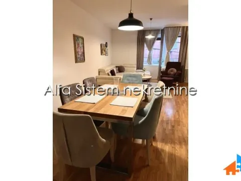 Izdavanje, četvorosoban stan, 105m², Vračar Hram, Vračar Sve Podlokacije - image 5