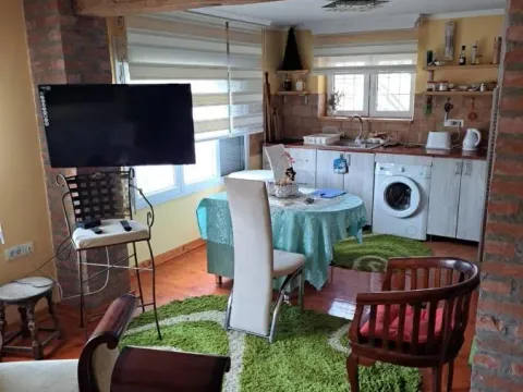 Sale, house, 89m², Banja Vrdnik, Irig - image 11