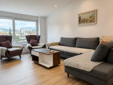 Rent, two bedroom apartment, 100m², Preko Morače, Podgorica - image 3
