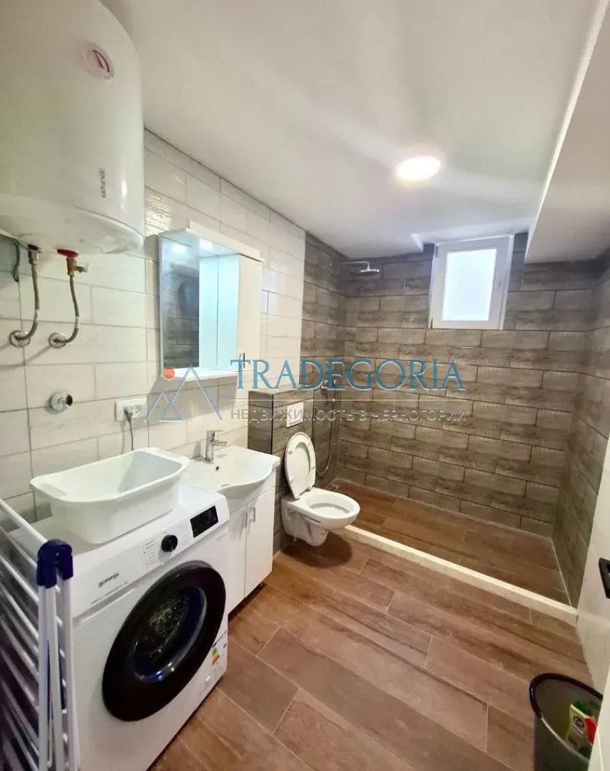 Prodaja, jednosoban stan, 54m², Dobra Voda, Bar