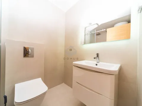 Izdavanje, jednosoban stan, 47m², City Kvart, Podgorica - image 7