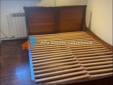 Izdavanje, četvorosoban stan, 120m², Savski Venac, Beograd - image 12