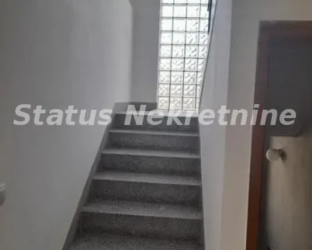 Prodaja, kuća, 250m², Futog, Novi Sad Sve Podlokacije - image 9