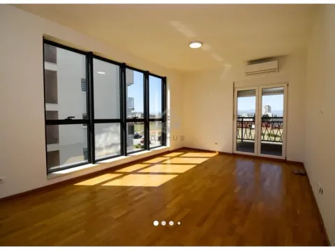 Rent, two bedroom apartment, 74m², Stari Aerodrom, Podgorica - image 2