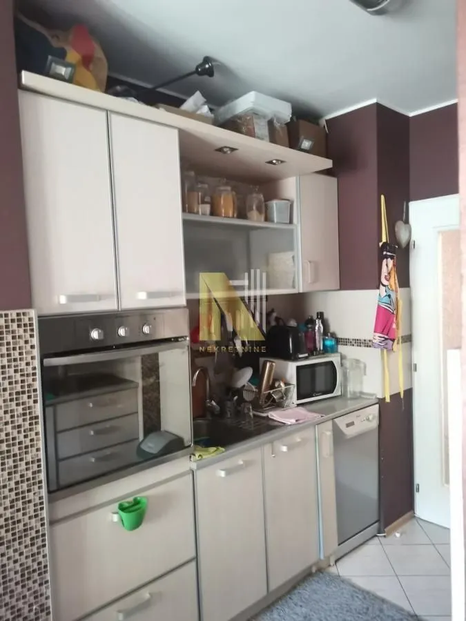 Izdavanje, dvosoban stan, 70m², Grbavica, Novi Sad Sve Podlokacije