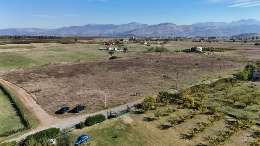 Prodaja, plac, 20000m², Zeta, Podgorica
