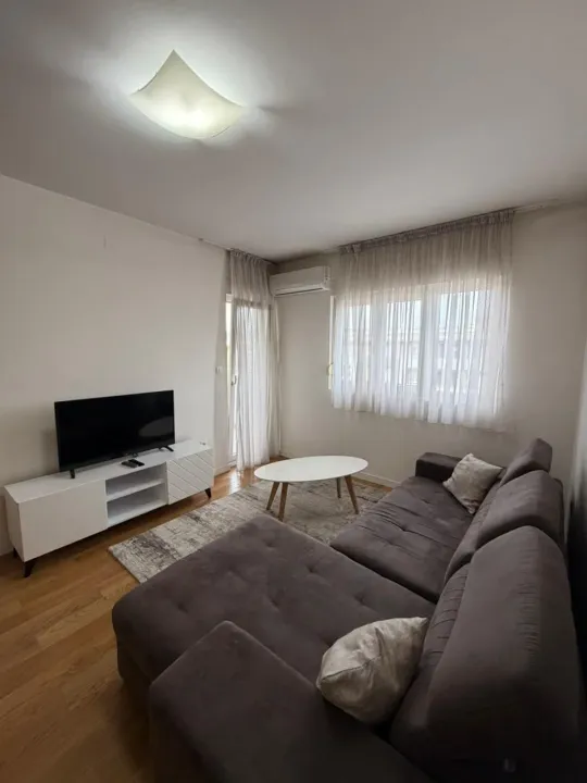 Rent, one bedroom apartment, 50m², Central Point, Podgorica