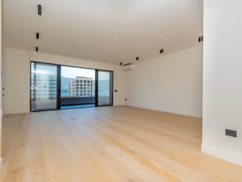 Sale, three bedroom apartment, 149m², Gospoština, Budva - image 2