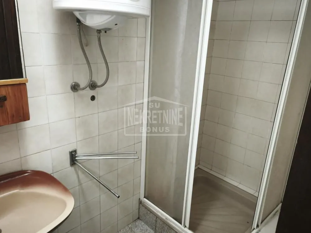 Prodaja, kuća, 190m², Novo Selo, Subotica