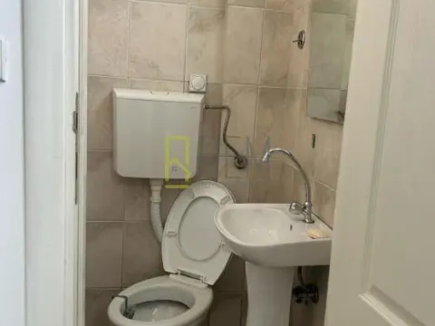 Prodaja, poslovni prostor, 24m², Pobrežje, Podgorica - image 5