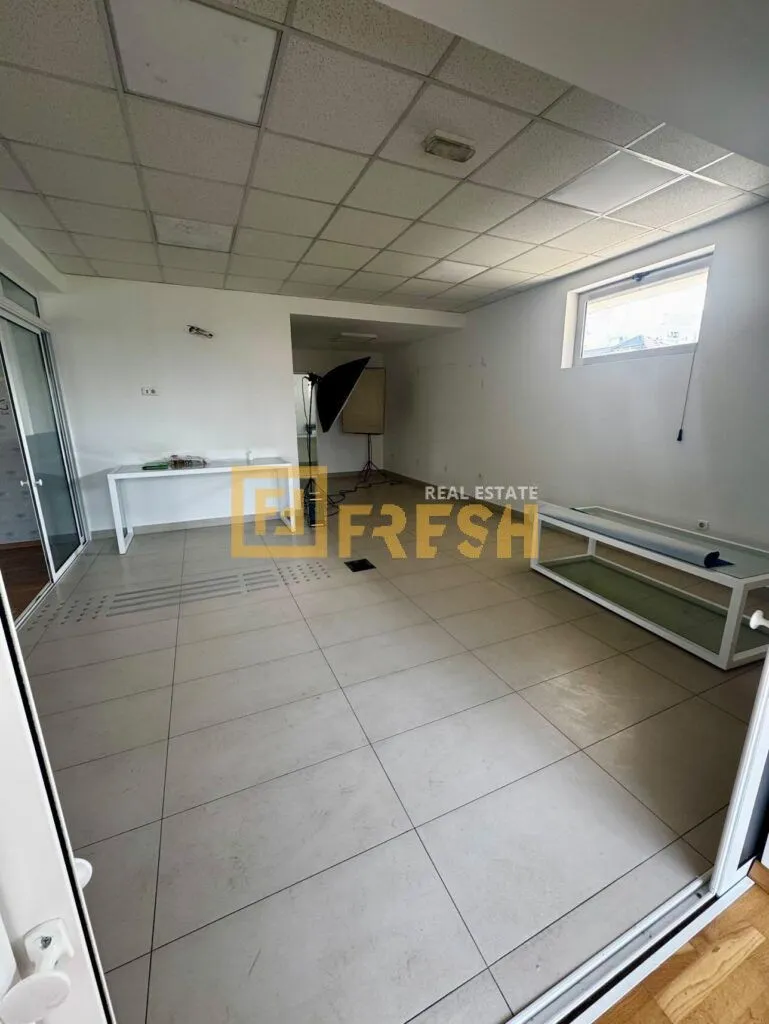 Rent, office space, 180m², Zabjelo, Podgorica