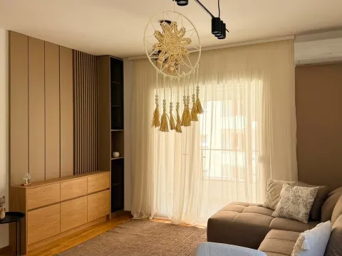 Sale, one bedroom apartment, 46m², Bečići, Budva - image 2